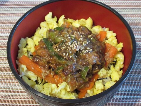 さば味噌煮缶で簡単！さば丼